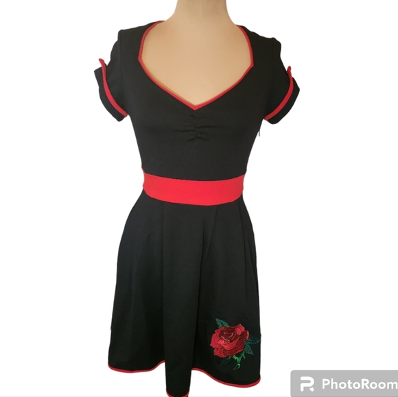SOURPUSS Dollface Black With Red Rose Detail & Trim (S) - Picture 3 of 14